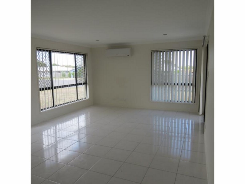 18 Sylvana Avenue, Gracemere QLD 4702